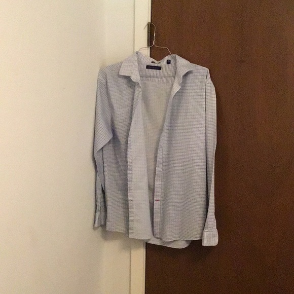 Tommy button down - Picture 2 of 2